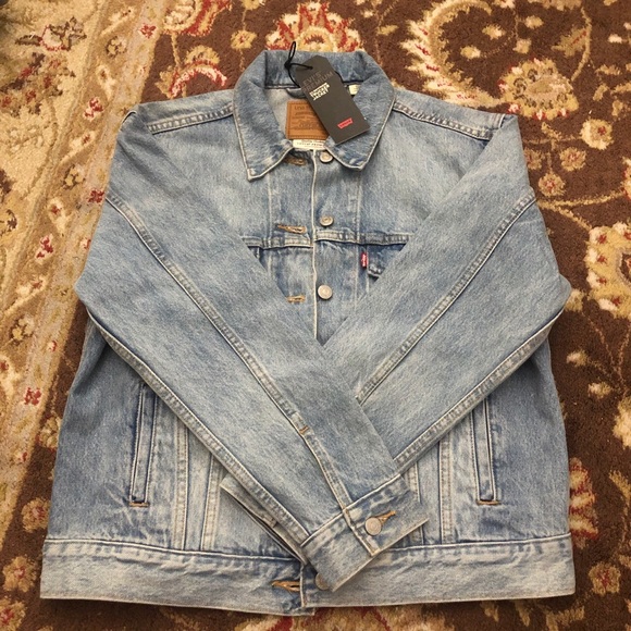 Brand-new Levi’s ex-boyfriend trucker jacket - Picture 3 of 3